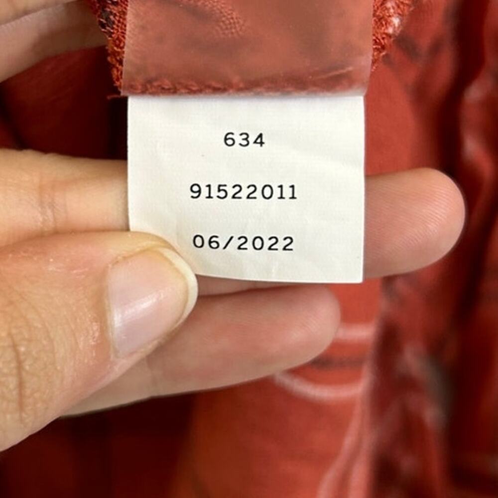 Vince Camuto Plaid Ruffle Sleeve Pin Tuck Relaxed Blouse Women's Sz XS Apple Red - Picture 6 of 7